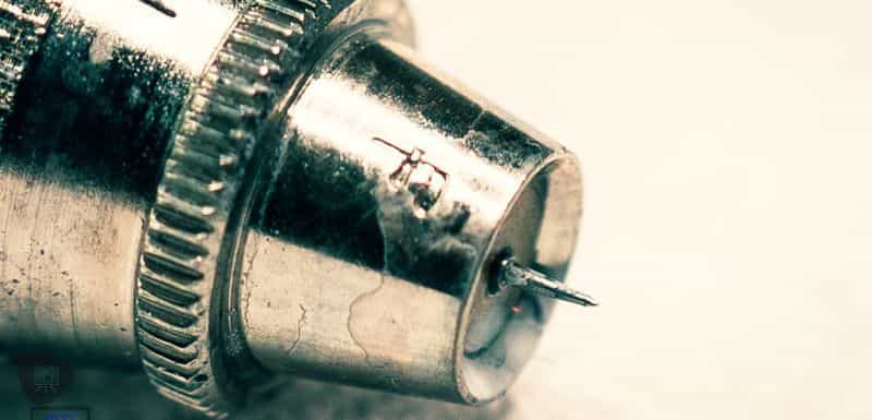 Badger Patriot 105 Airbrush Review (Full User Experience) - badger patriot 105 review - patriot airbrush review - Badger airbrush review for miniature painting - nozzle needle close up