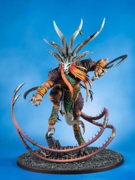 Verminlord painted skaven warhammer fantasy age of sigmar miniature on a blue backdrop