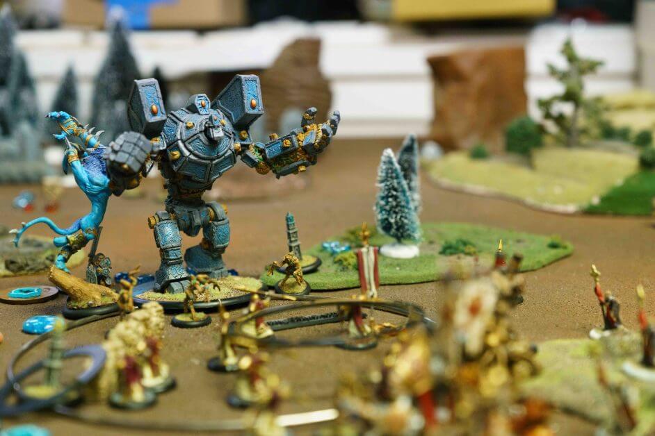 7 Signs Your Miniature Hobby Could Be a Good Business - hobby business - hobbies that make money - make money with commission painting - scale model painting service - fully painted miniature army