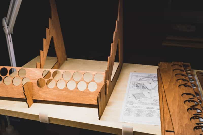 assembly angle for shelving unit