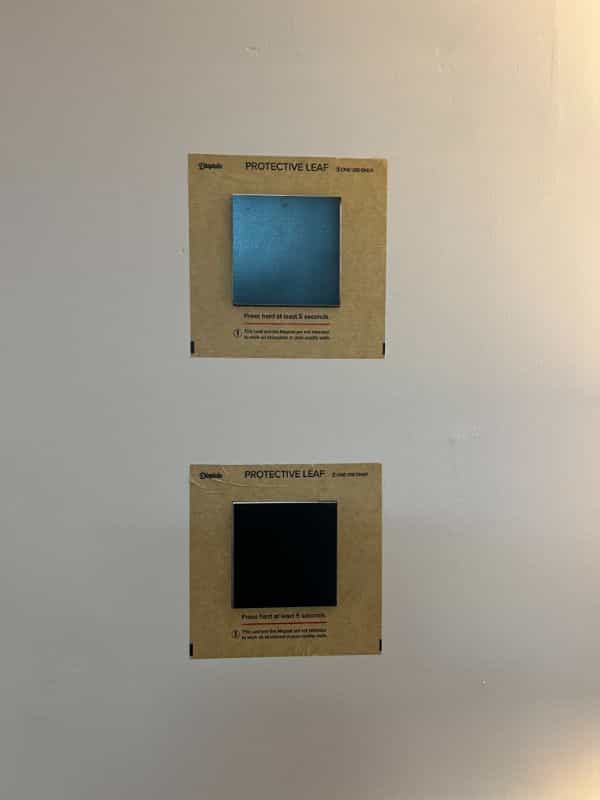 Displate Poster Review - dual magnet for wall print hanging