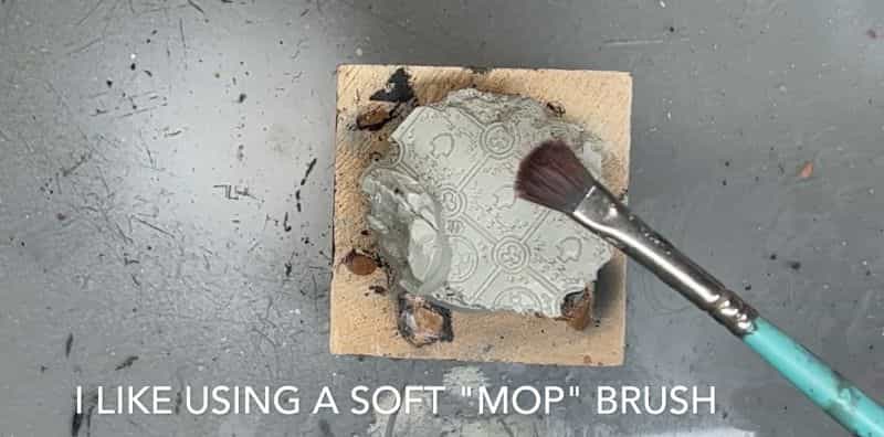 How to paint stone bases for miniatures - stone miniature bases - painting resin bases - how to paint resin miniature bases - stone base with OSL - use a soft mop brush