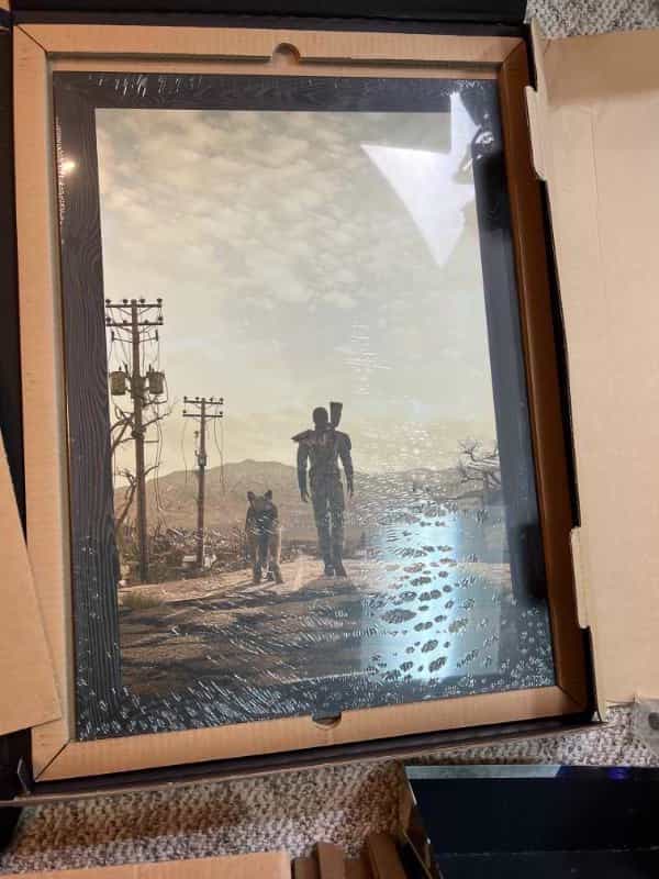 Displate Poster Review - poster packaging