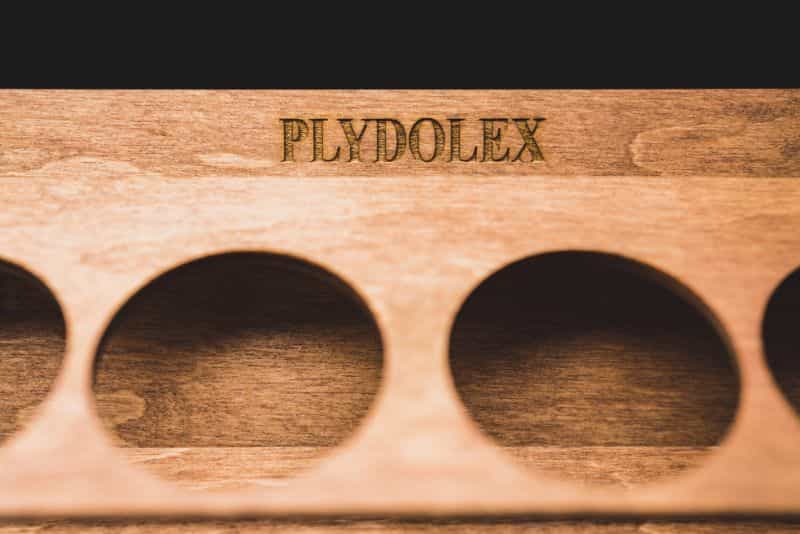 SMONEX Dice Tower Review - Plydolex logo engraved on paint rack shelf