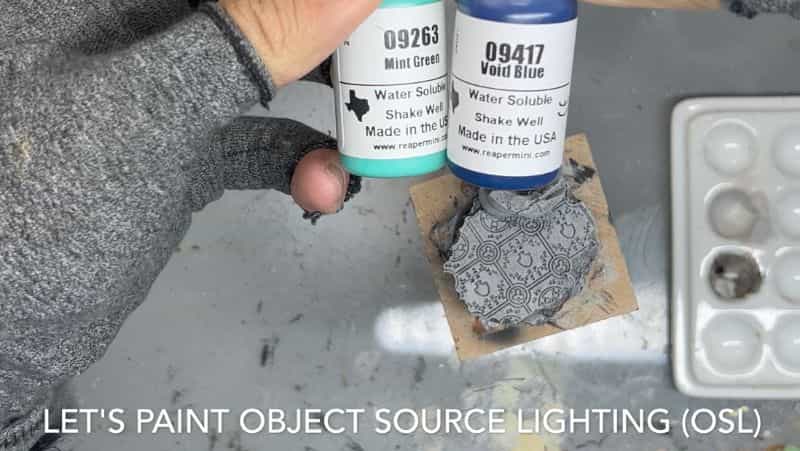 How to paint stone bases for miniatures - stone miniature bases - painting resin bases - how to paint resin miniature bases - stone base with OSL - two color OSL basing