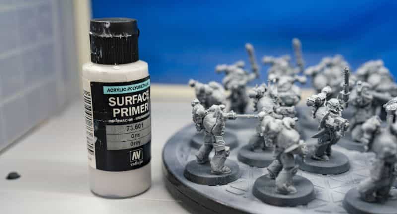 Priming miniature questions article - how long for primer to dry before painting other questions - Vallejo Surface Primer