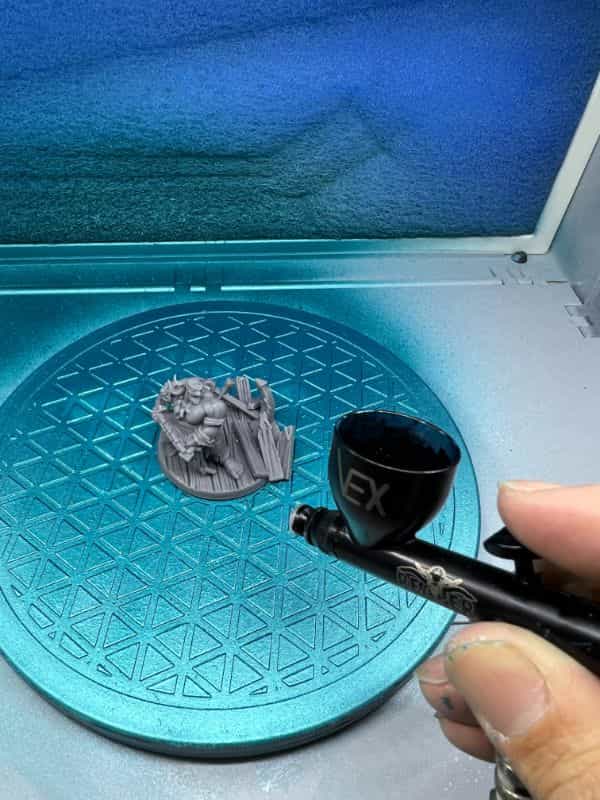 How to Use an Airbrush Spray Booth for Painting Miniatures  (Guide) - how to use a spray booth for airbrushing miniatures and models - hobby spray booth tips - airbrushing 3d print