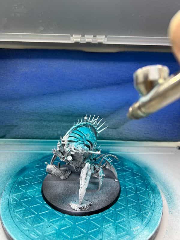 How to Use an Airbrush Spray Booth for Painting Miniatures  (Guide) - how to use a spray booth for airbrushing miniatures and models - hobby spray booth tips - patriot airbrush spray booth