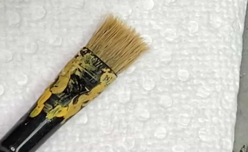 How to Dry Brush Miniatures & Models - load the dry brush