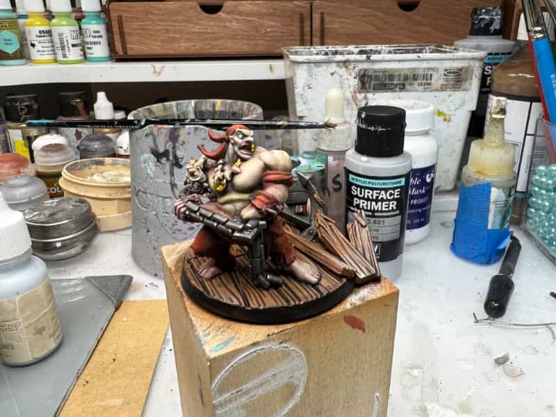 How to Paint a 3D Printed Resin Miniature A-to-Z (Flesh, Cloth, and Metal) - how to paint myminifactory model - model eyes done