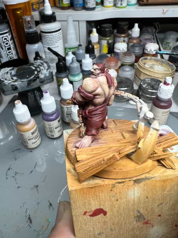 How to Paint a 3D Printed Resin Miniature A-to-Z (Flesh, Cloth, and Metal) - how to paint myminifactory model - darkening the cloth materials