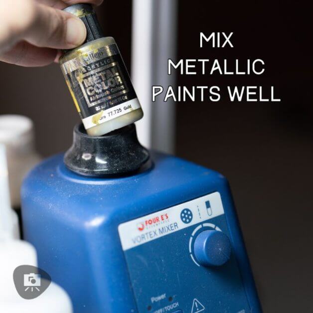 Metallic painting guide and tips - tips for painting miniatures with metallic paints - vortex mixing metallic paints