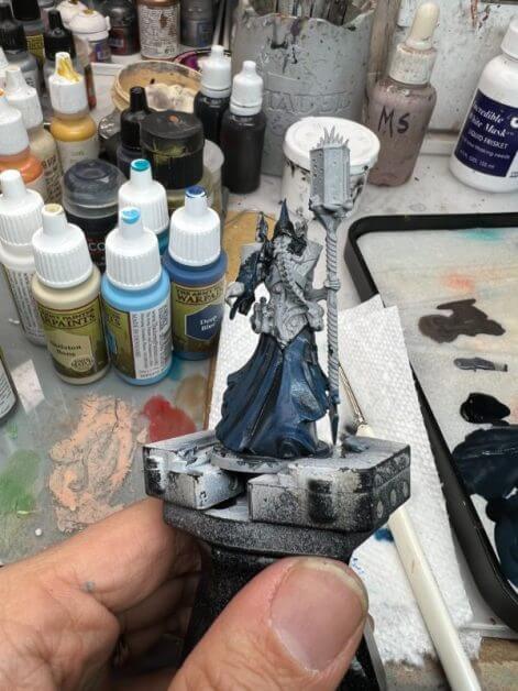 How to Paint the "Pheromancer" Conquest Miniature (Low Stress Method) - painting with washes - how to paint with less stress - conquest the last argument of kings - cloak paint mid tone painting