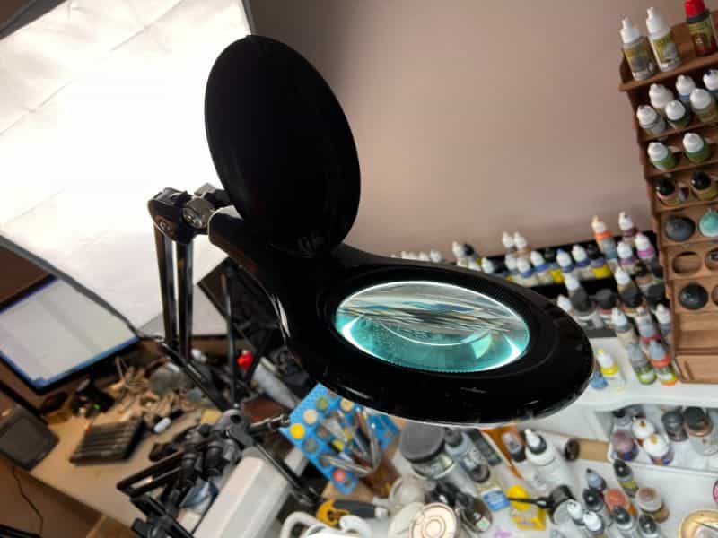 Brightech LightView PRO Magnifying Desk Lamp review - magnifying lamp user review - recommended hobby magnifying lamp - dust cover open lens exposed