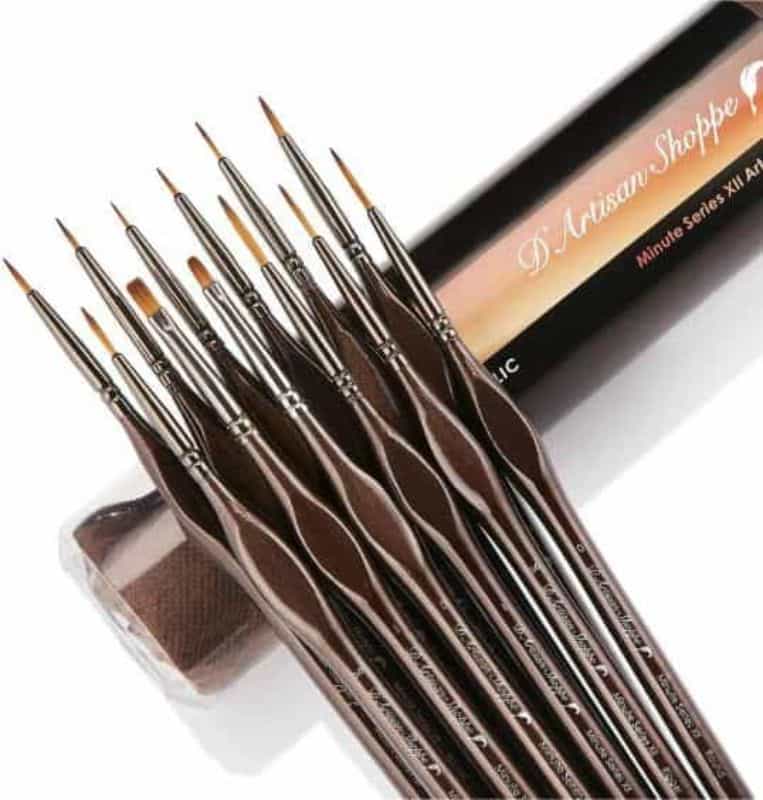 D'Artisan Shoppe Miniature Brushes: Best Synthetic Brushes for Painting Miniatures? (Review) - cheap workhorse brush for miniature painting - D'Artisan Shoppe paint brush set product photo