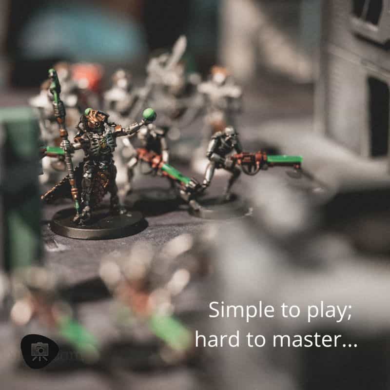 Miniature Painting Tips for Beginners - tips for beginner miniature painters - painting miniatures for beginners - necrons painted with studio scheme