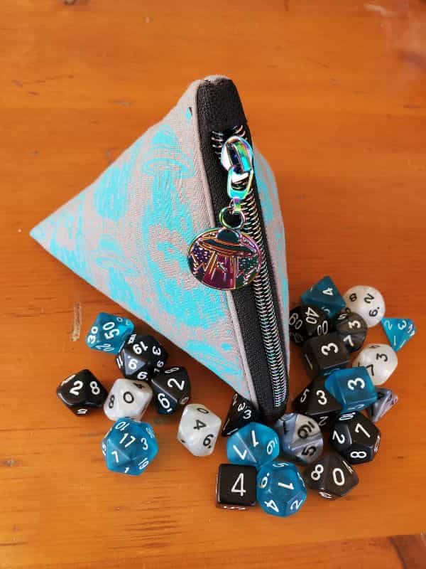D4 shaped dice bag