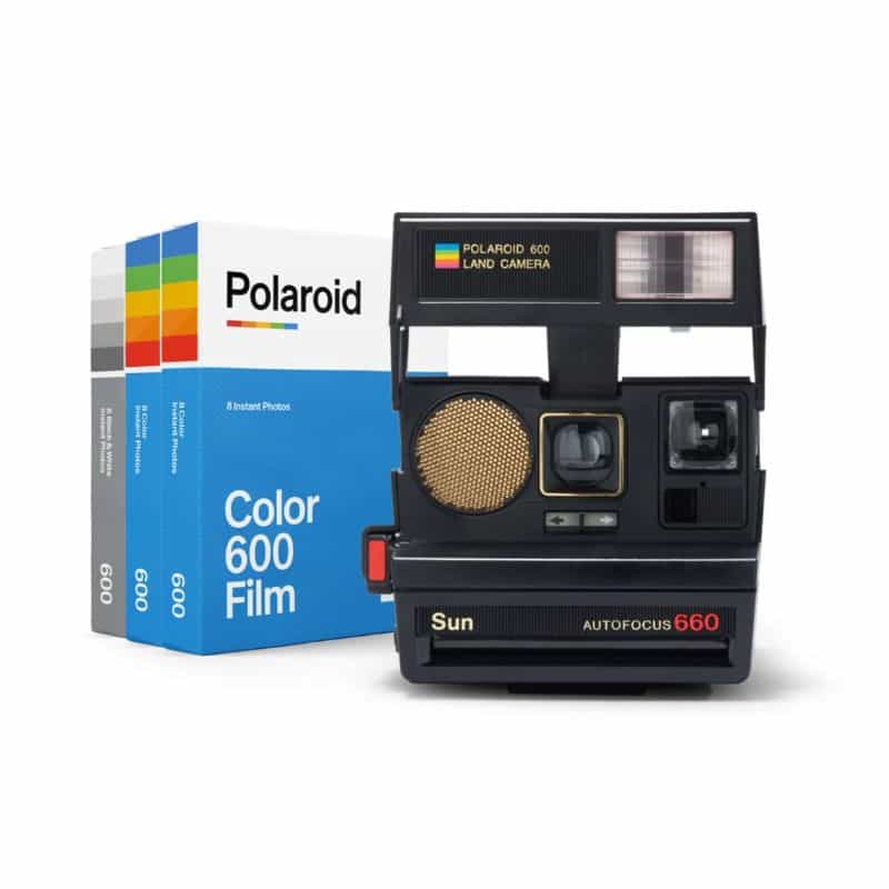 3 Reasons to Use an Instant Camera for Hobby Photography - analog vs digital camera - instant cameras for hobby photography - Polaroid instant camera classic product film