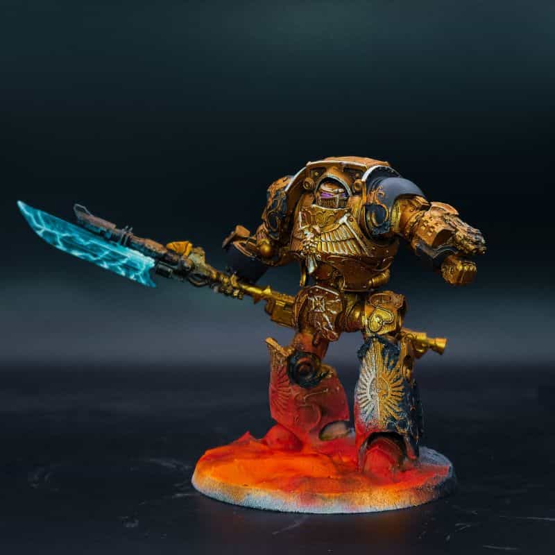 Power swords - how to paint power swords - painting power weapons warhammer - adeptus custode forgeworld dreadnought with blue power weapon 