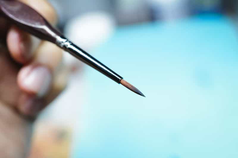 D'Artisan Shoppe Miniature Brushes: Best Synthetic Brushes for Painting Miniatures? (Review) - cheap workhorse brush for miniature painting - bristle tip sharp and pointed