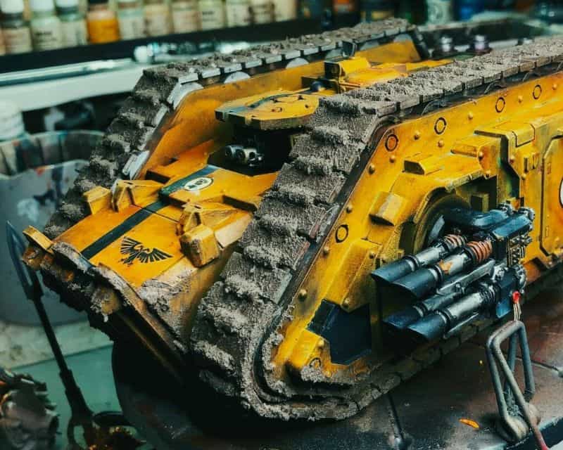 How to Paint Model Tanks (8 Basic Steps) - painting tanks - how to paint model tanks - weathering effect mud applied on tank treads