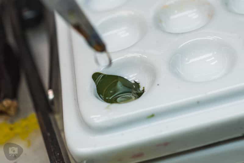 Best Kind of Paint for Miniature Painting? - acrylic paint, oil paints, scale modeling, painting miniatures - Water droplet to thin acrylic paint in ceramic dry palette