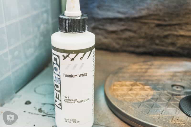 Zenithal Priming and Painting Miniatures – A Tutorial - painting minis with zenithal contrast - Titanium white paint in a bottle