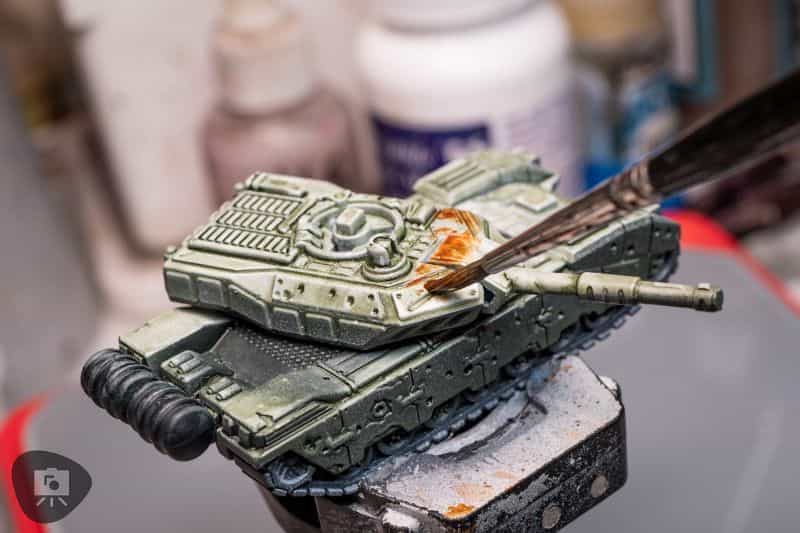 How to Paint Model Tanks (8 Basic Steps) - painting tanks - how to paint model tanks - applying an oil paint wash on a model tank