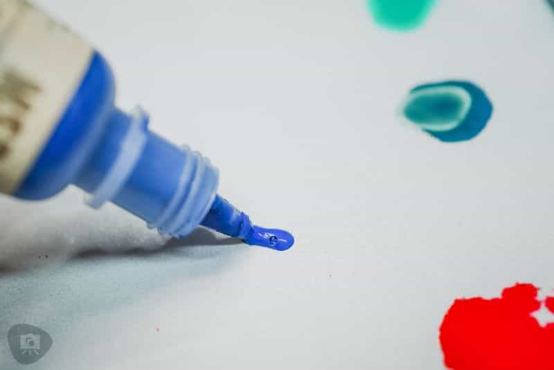 Understanding Acrylic Paint for Miniature Hobbies: Uses, Types, and Best Picks (Guide) - What is acrylic paint, it's uses, and best types - loading a wet palette with hobby acrylic blue paint