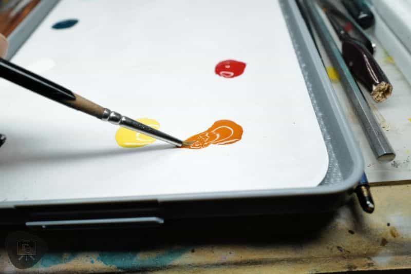 RedgrassGames Everlasting Wet Palette v2 Review - redgrass games everlasting wet palette painter 2 - Hobby acrylic paint color orange on palette paper
