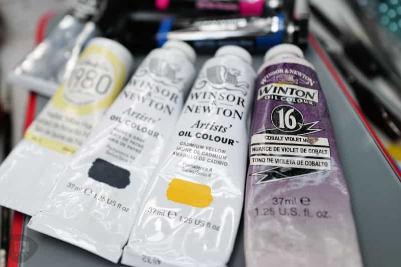Best Kind of Paint for Miniature Painting? - acrylic paint, oil paints, scale modeling, painting miniatures - Winsor & Newton Oil colour for miniatures 