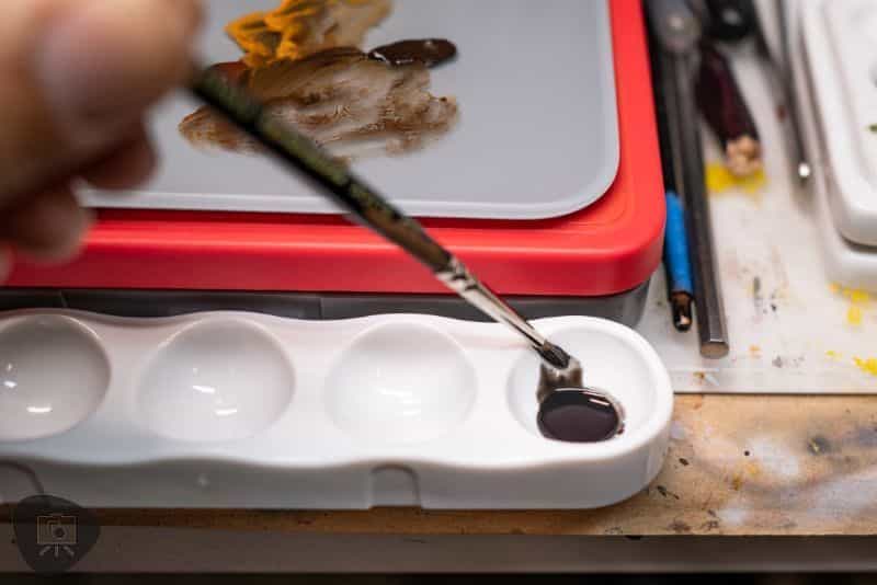 RedgrassGames Everlasting Wet Palette v2 Review - redgrass games everlasting wet palette painter 2 - Wavy dry palette in use with black ink