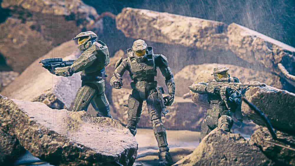 Gregory Culley: Grimdark Photography Methods and Madness -  how to take grimdark miniature photos - Halo Toy photography rain and rock