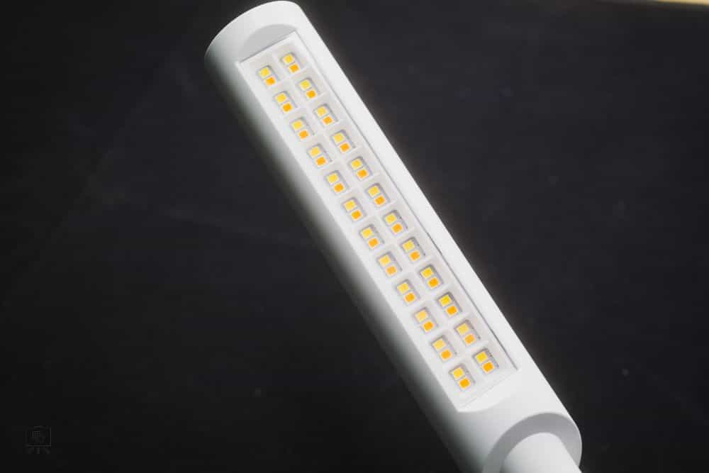 UberLight Flex Portable Miniature Hobby Lamp (Review) - LED panel array underneath lighting housing