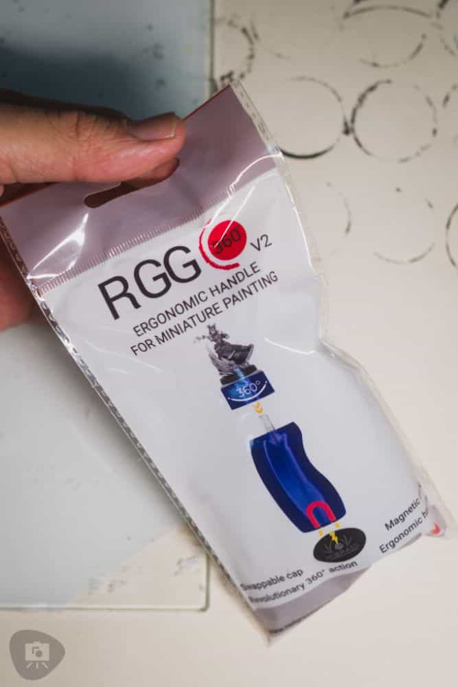 Redgrassgames RGG 360 V2 Painting Handle for Miniature - Blue Grey Putty  Edition 