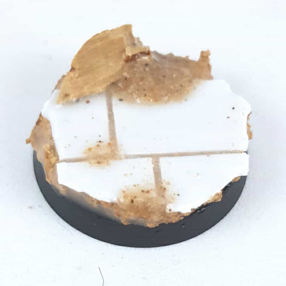 Miniature Basing Materials for Model Hobby Projects (Tips and Review) - best basing material for miniatures and models - Unpainted plastic tile work on a model's base