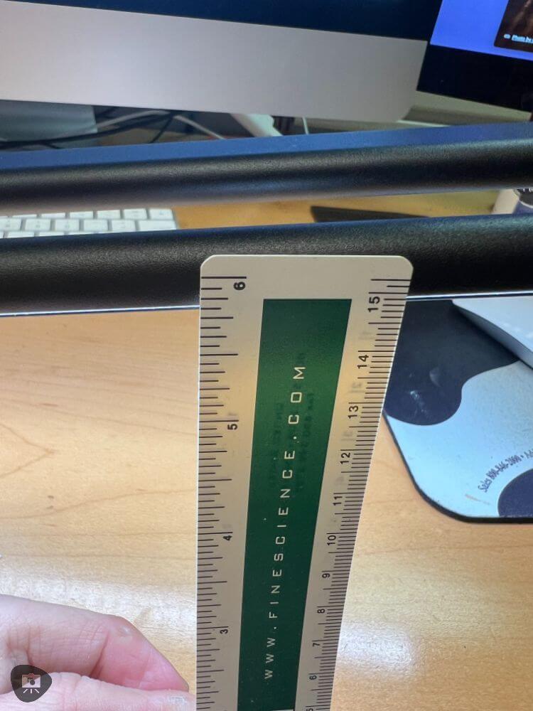 Redgrass games desk lamp review, redgrass games lamp review for painting miniatures, models, and art - Measured distance close up of the ruler for the height adjustment