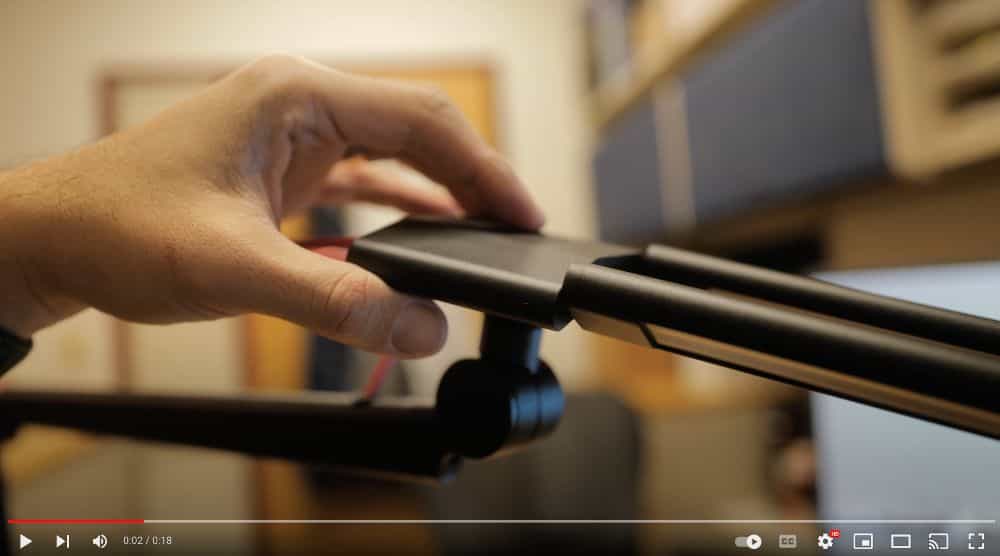 Redgrass games desk lamp review, redgrass games lamp review for painting miniatures, models, and art - YouTube screenshot for operations of the lamp