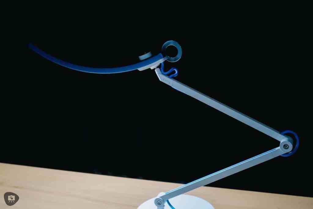 benq desk lamp review - BenQ lamp review - Benq Lamp for painting miniatures - fancy photo of the Benq e reading lamp on a desk table