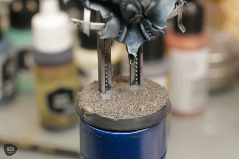 My Favorite Citadel Technical Paint and How to Use Astrogranite Debris (Review) - citadel texture paint astrogranite review and tutorial - Dried and completed miniature base with astrogranite, highlight and shade applied,