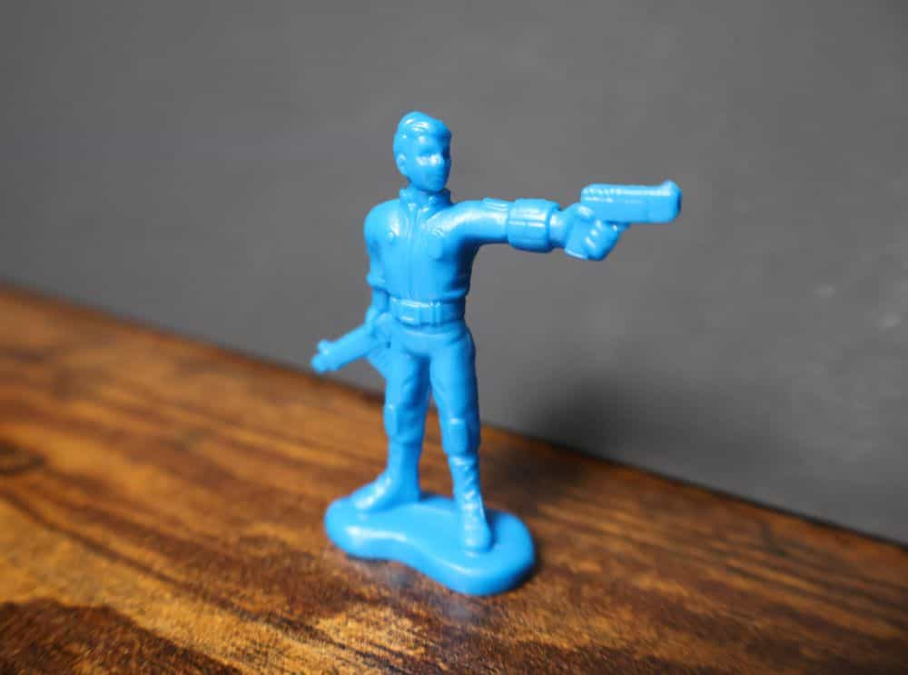 Battle-Ready: Fallout Miniatures Review - Fallout Game Plastic Miniatures set - Male vault dweller miniature close up plastic kit