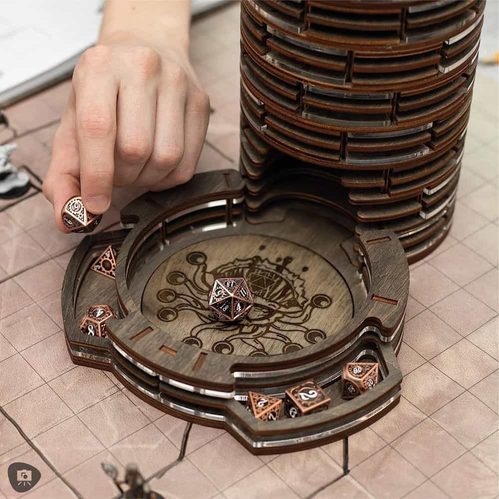 SMONEX Dice Tower Review - Metal dice set in the dice rolling tray of the dice tower