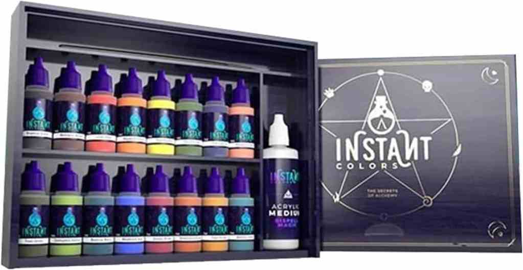 Zenithal Dry Brushing to "SlapChop" Paint Miniatures - close up photo of the Scale 75 instant colors paint set