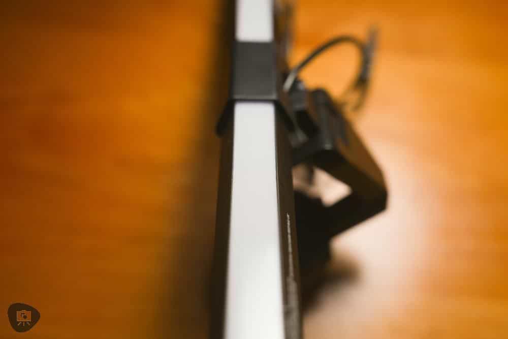 Quntis Monitor Light with RGB Backlight review - RGB backlight and white diffuser