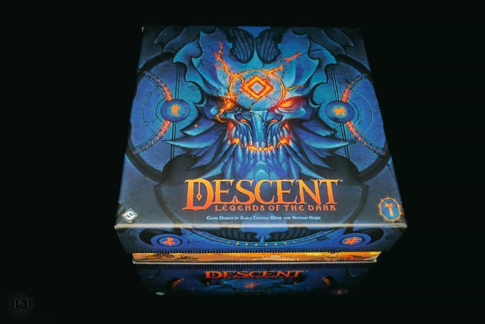 Speed Painting Board Game Miniatures: A Step-by-Step Guide - descent board game box art front view